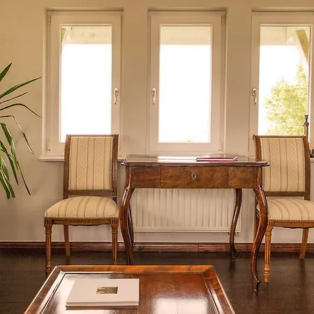 Modiva Aparthotel 4*